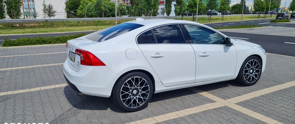 Volvo S60 cena 59999 przebieg: 165000, rok produkcji 2012 z Głogów małe 232